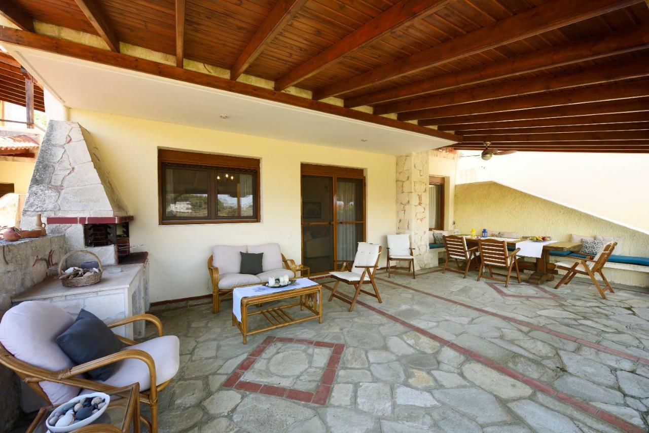 Sani Beach Villa Dış mekan fotoğraf